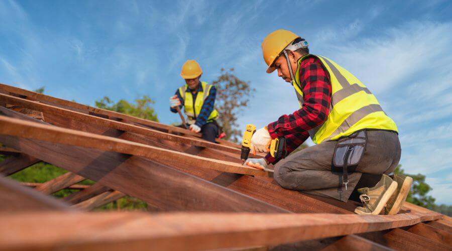 Professional Flat Roofing Installation services in Elkhorn, WI